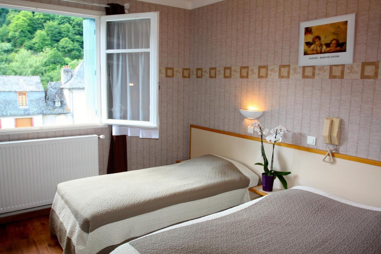 Hotel Restaurant des Deux Vallées Entraygues-sur-Truyère Chambre photo