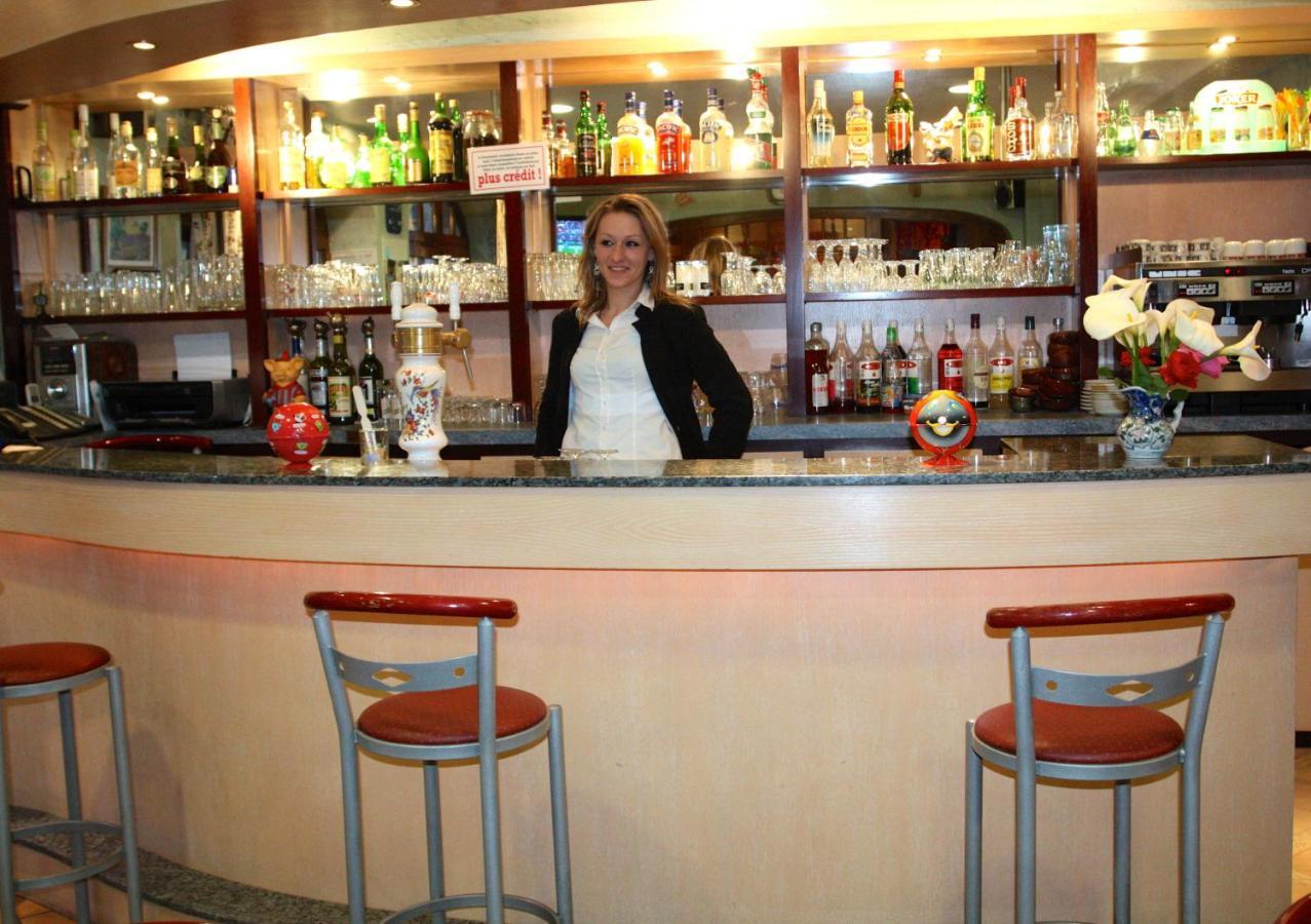 Hotel Restaurant des Deux Vallées Entraygues-sur-Truyère Extérieur photo